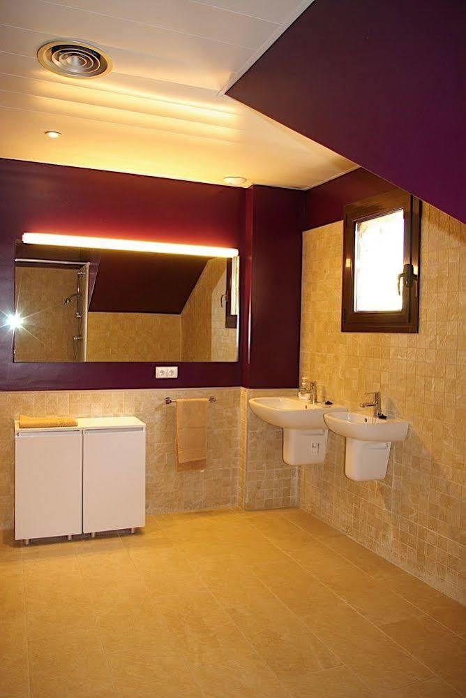 Ferienwohnung L'Arcada De Fares Sant Ferriol Exterior foto