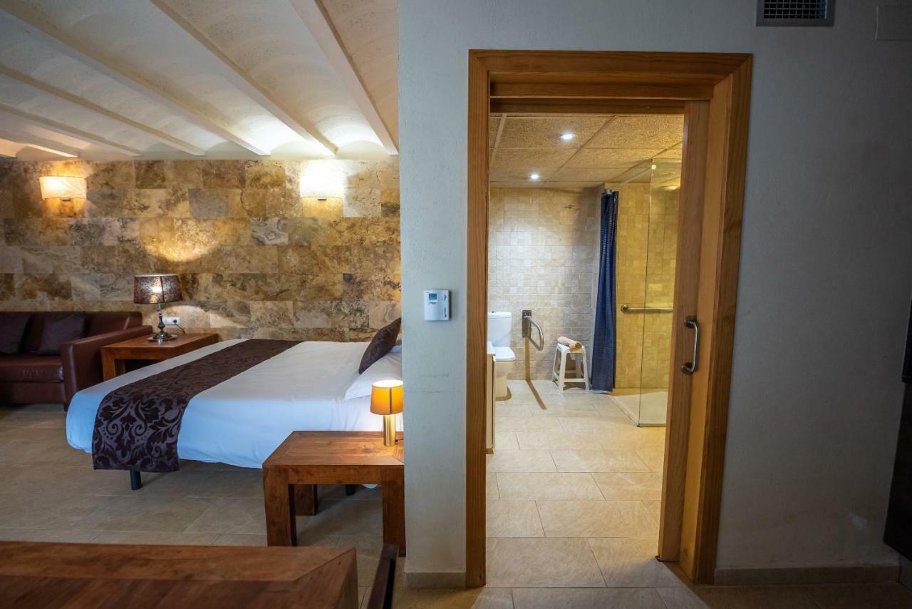 Ferienwohnung L'Arcada De Fares Sant Ferriol Exterior foto